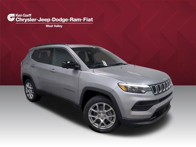 2024 Jeep Compass Latitude Lux