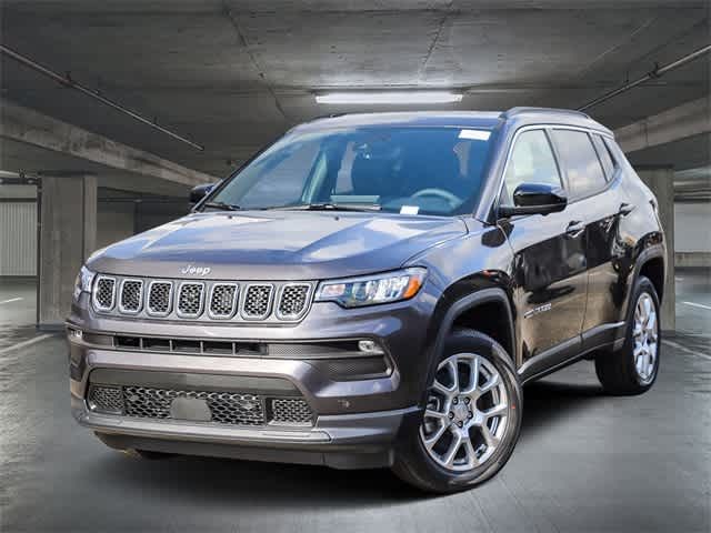 2024 Jeep Compass Latitude Lux