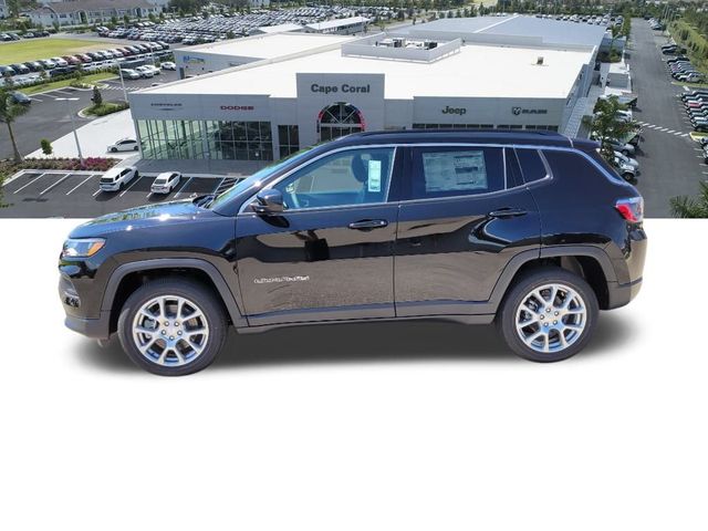 2024 Jeep Compass Latitude Lux