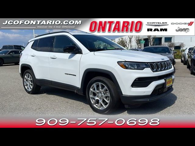 2024 Jeep Compass Latitude Lux