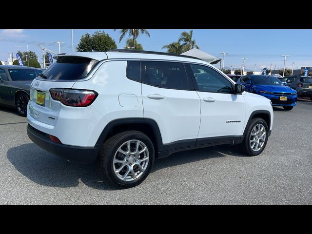 2024 Jeep Compass Latitude Lux