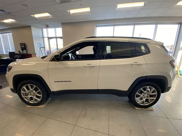 2024 Jeep Compass Latitude Lux