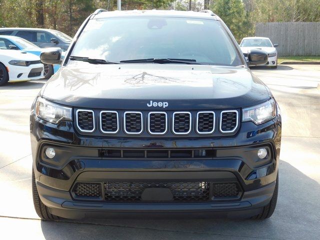 2024 Jeep Compass Latitude Lux