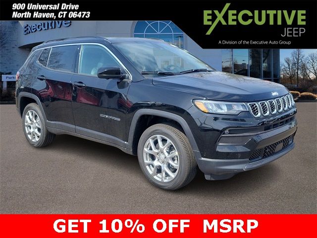 2024 Jeep Compass Latitude Lux