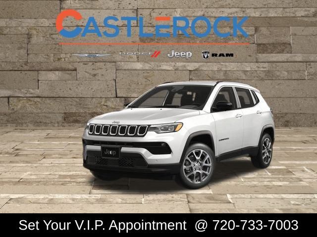 2024 Jeep Compass Latitude Lux