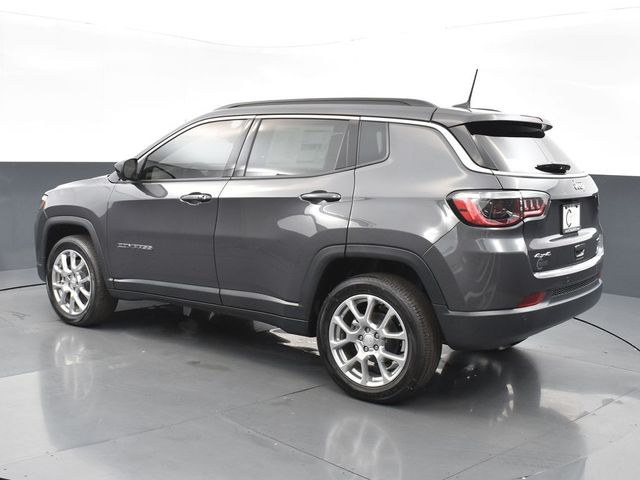 2024 Jeep Compass Latitude Lux