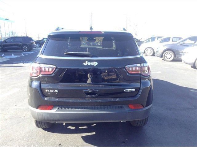 2024 Jeep Compass Latitude Lux