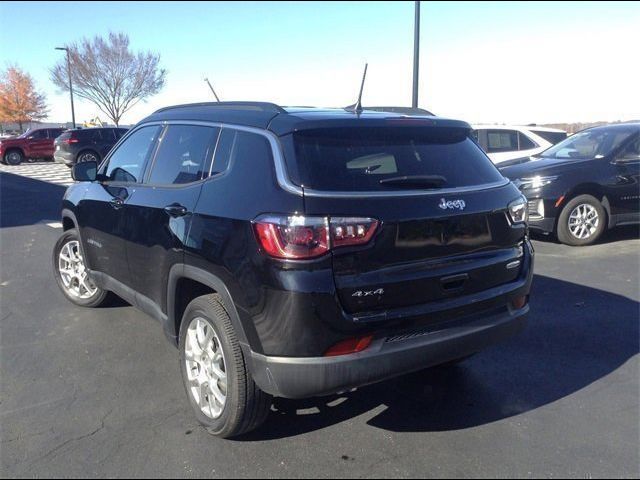 2024 Jeep Compass Latitude Lux