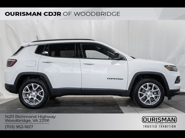 2024 Jeep Compass Latitude Lux