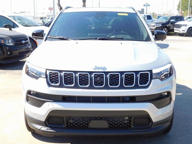 2024 Jeep Compass Latitude Lux