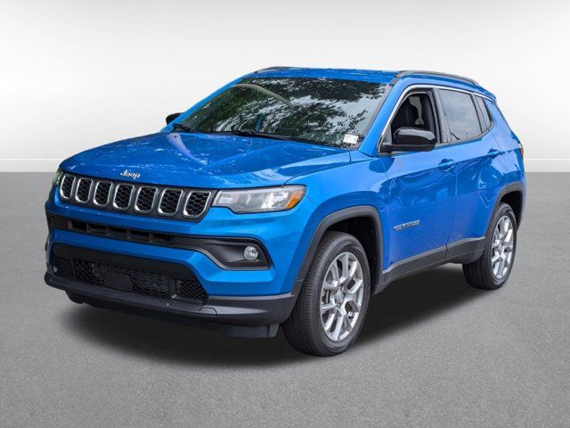 2024 Jeep Compass Latitude Lux