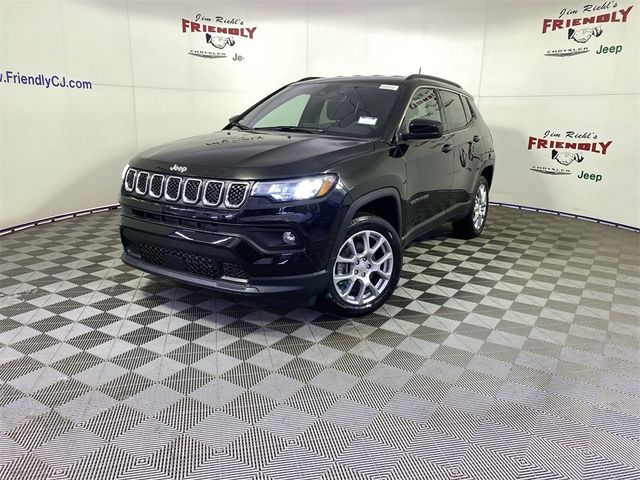 2024 Jeep Compass Latitude Lux