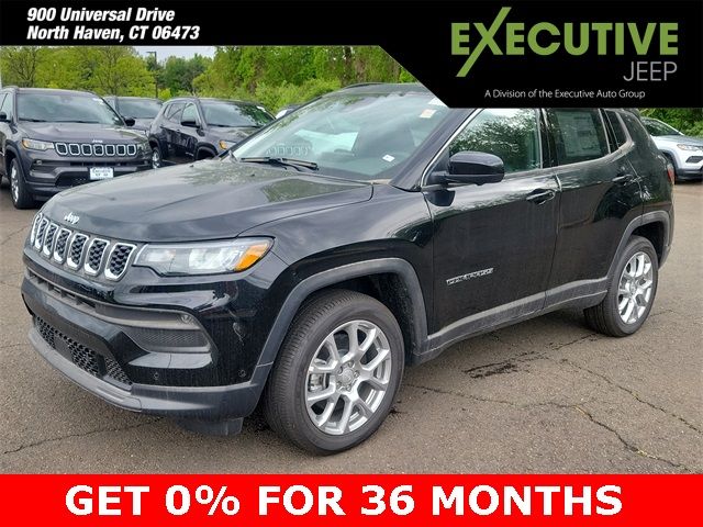 2024 Jeep Compass Latitude Lux