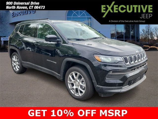 2024 Jeep Compass Latitude Lux