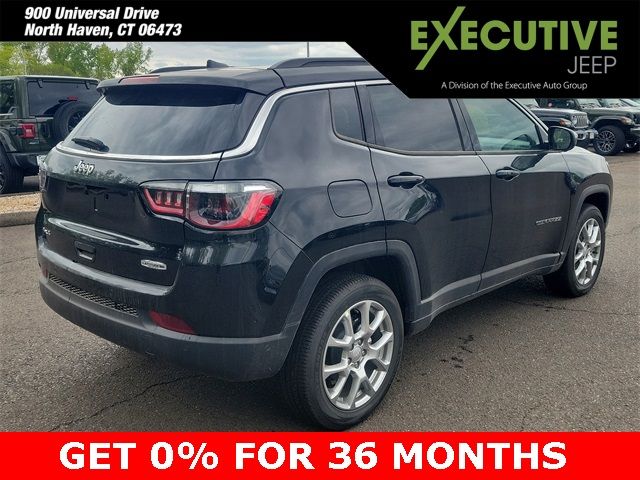 2024 Jeep Compass Latitude Lux