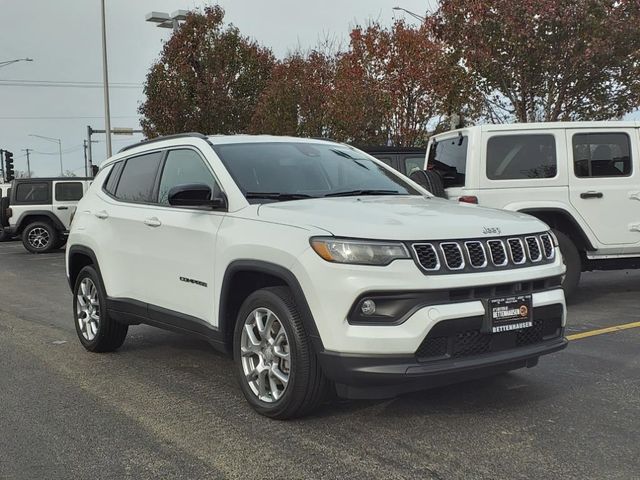 2024 Jeep Compass Latitude Lux