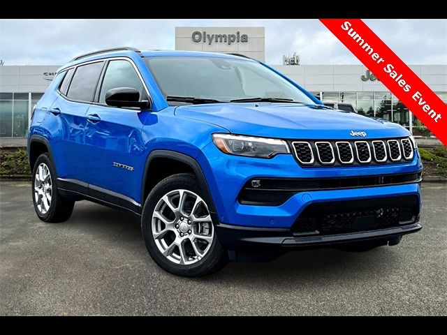 2024 Jeep Compass Latitude Lux