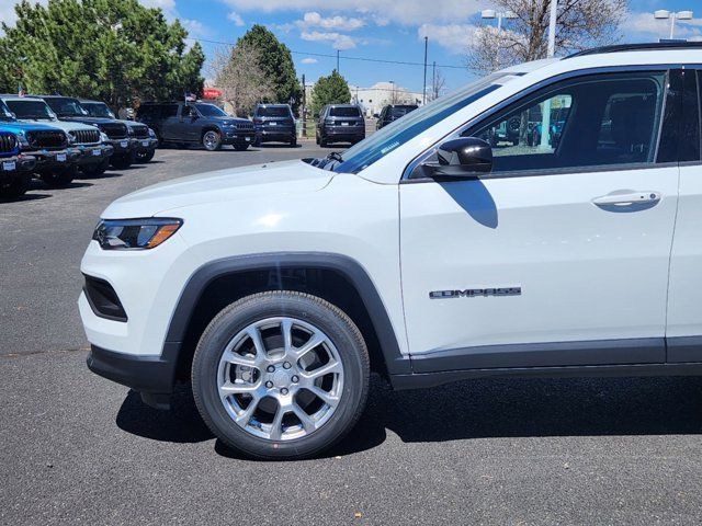 2024 Jeep Compass Latitude Lux