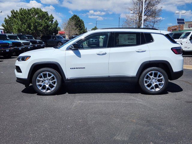 2024 Jeep Compass Latitude Lux