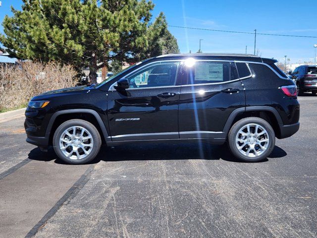 2024 Jeep Compass Latitude Lux