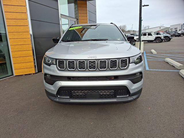 2024 Jeep Compass Latitude Lux