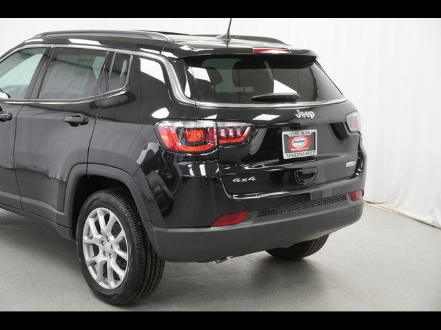 2024 Jeep Compass Latitude Lux