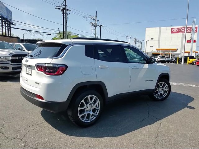 2024 Jeep Compass Latitude Lux