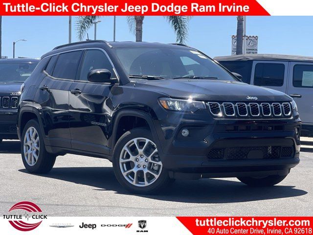 2024 Jeep Compass Latitude Lux