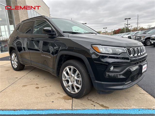 2024 Jeep Compass Latitude Lux