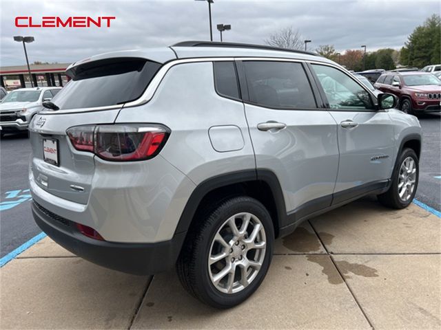 2024 Jeep Compass Latitude Lux