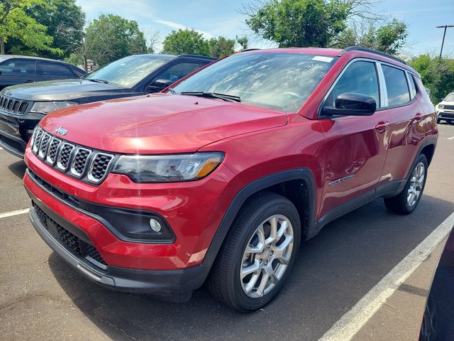 2024 Jeep Compass Latitude Lux