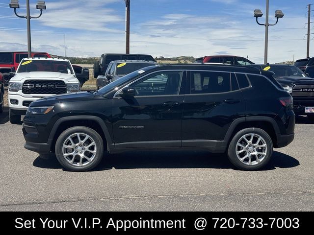 2024 Jeep Compass Latitude Lux