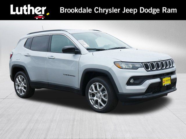 2024 Jeep Compass Latitude Lux