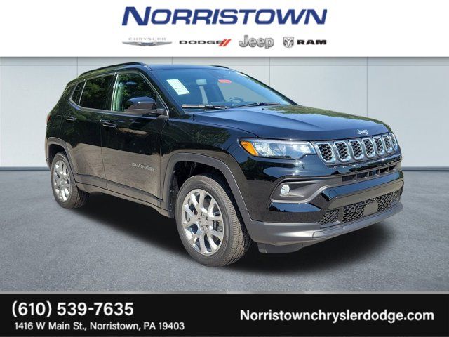 2024 Jeep Compass Latitude Lux