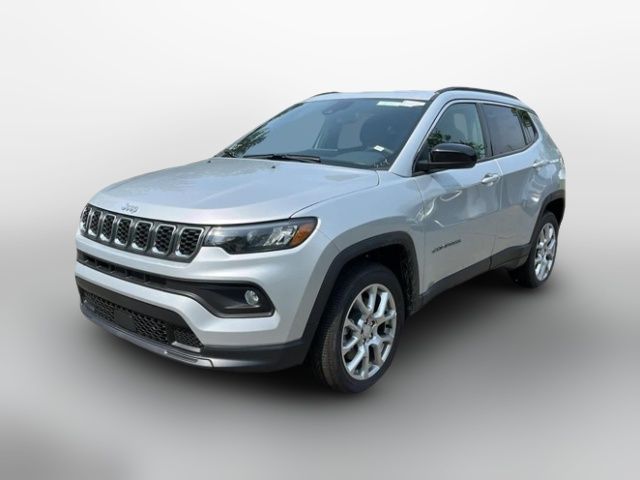 2024 Jeep Compass Latitude Lux