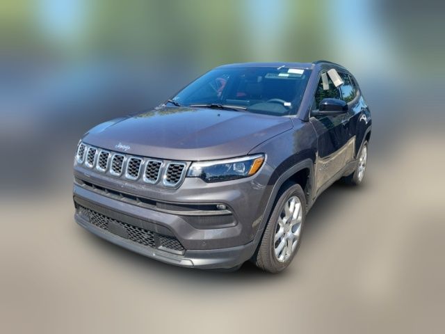 2024 Jeep Compass Latitude Lux