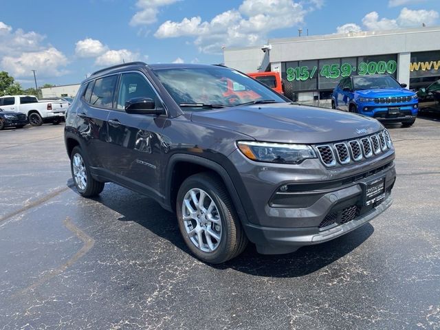 2024 Jeep Compass Latitude Lux