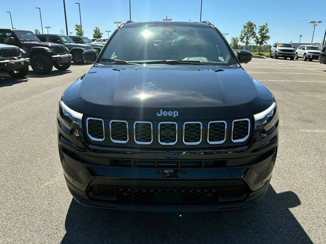 2024 Jeep Compass Latitude Lux