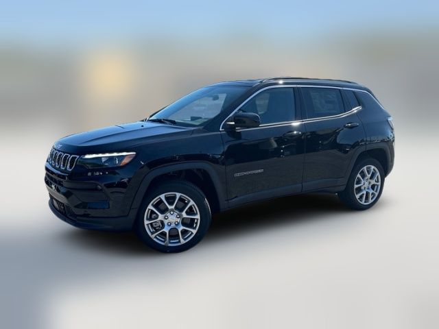 2024 Jeep Compass Latitude Lux