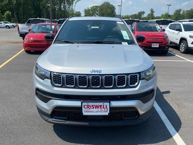 2024 Jeep Compass Latitude Lux