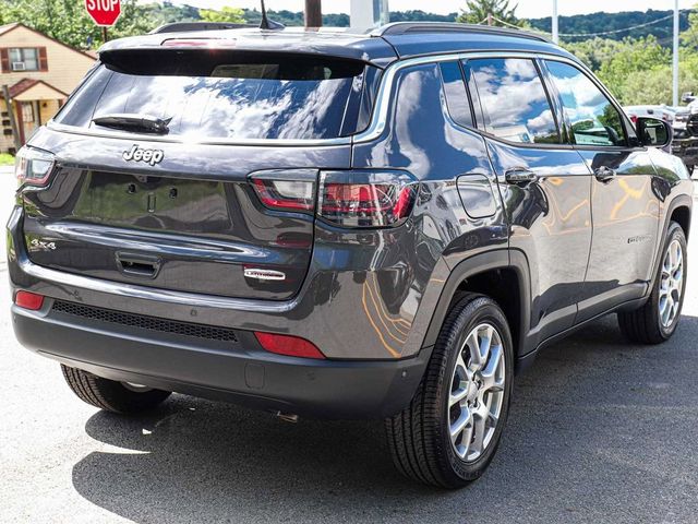 2024 Jeep Compass Latitude Lux