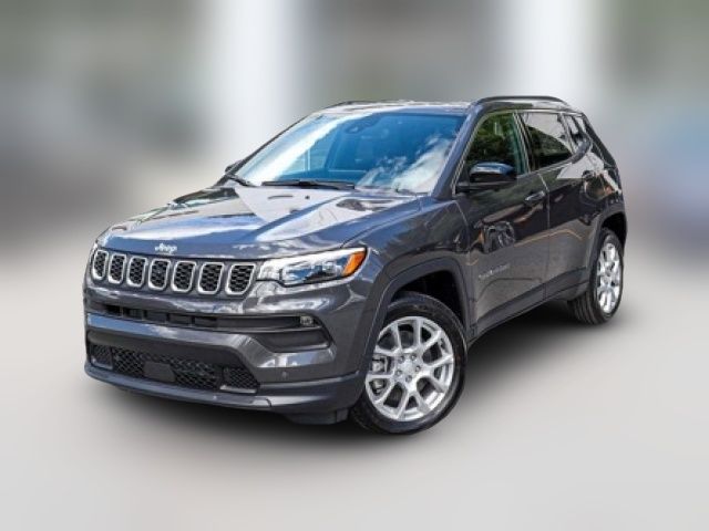 2024 Jeep Compass Latitude Lux