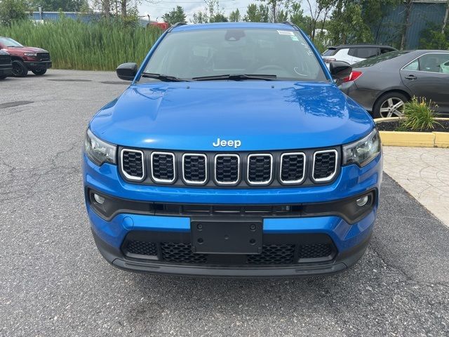 2024 Jeep Compass Latitude Lux