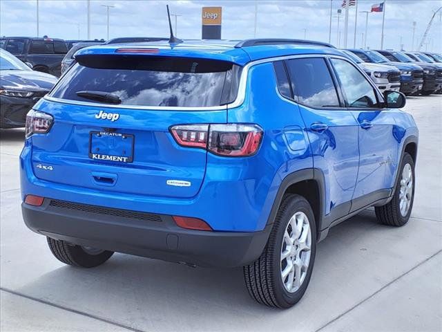 2024 Jeep Compass Latitude Lux