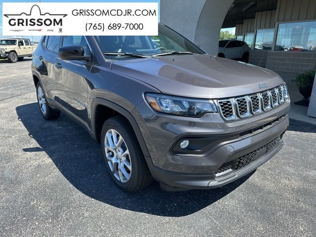 2024 Jeep Compass Latitude Lux