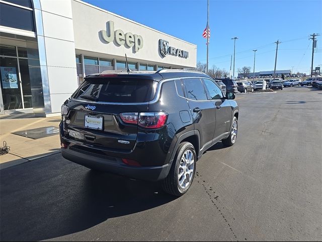 2024 Jeep Compass Latitude Lux