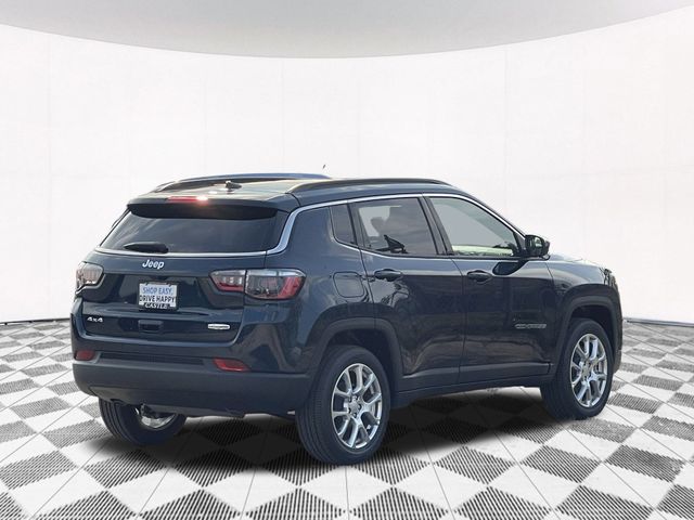 2024 Jeep Compass Latitude Lux