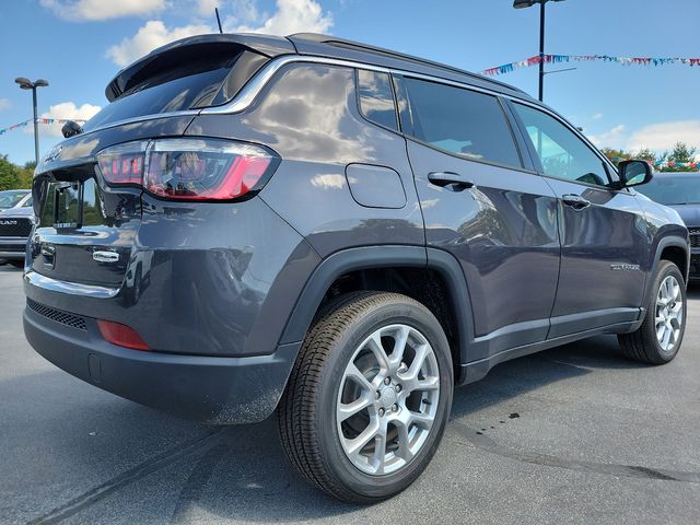 2024 Jeep Compass Latitude Lux