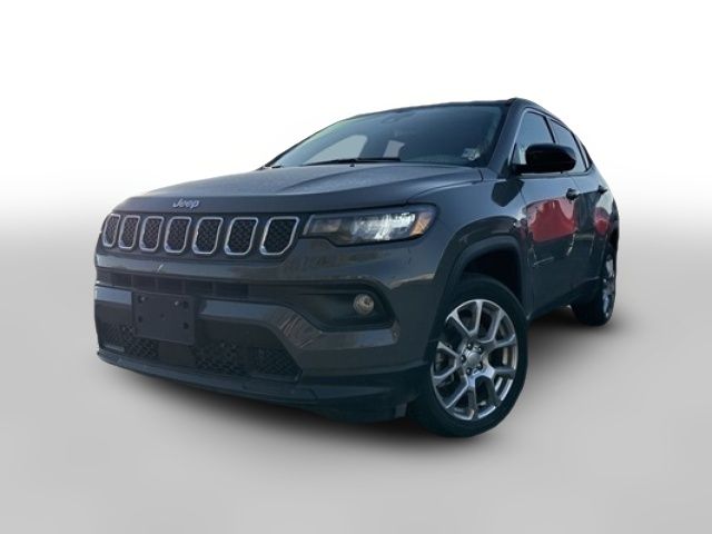 2024 Jeep Compass Latitude Lux