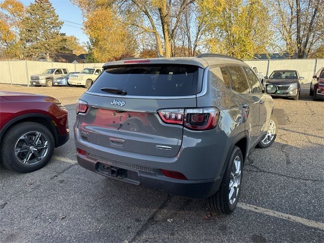 2024 Jeep Compass Latitude Lux